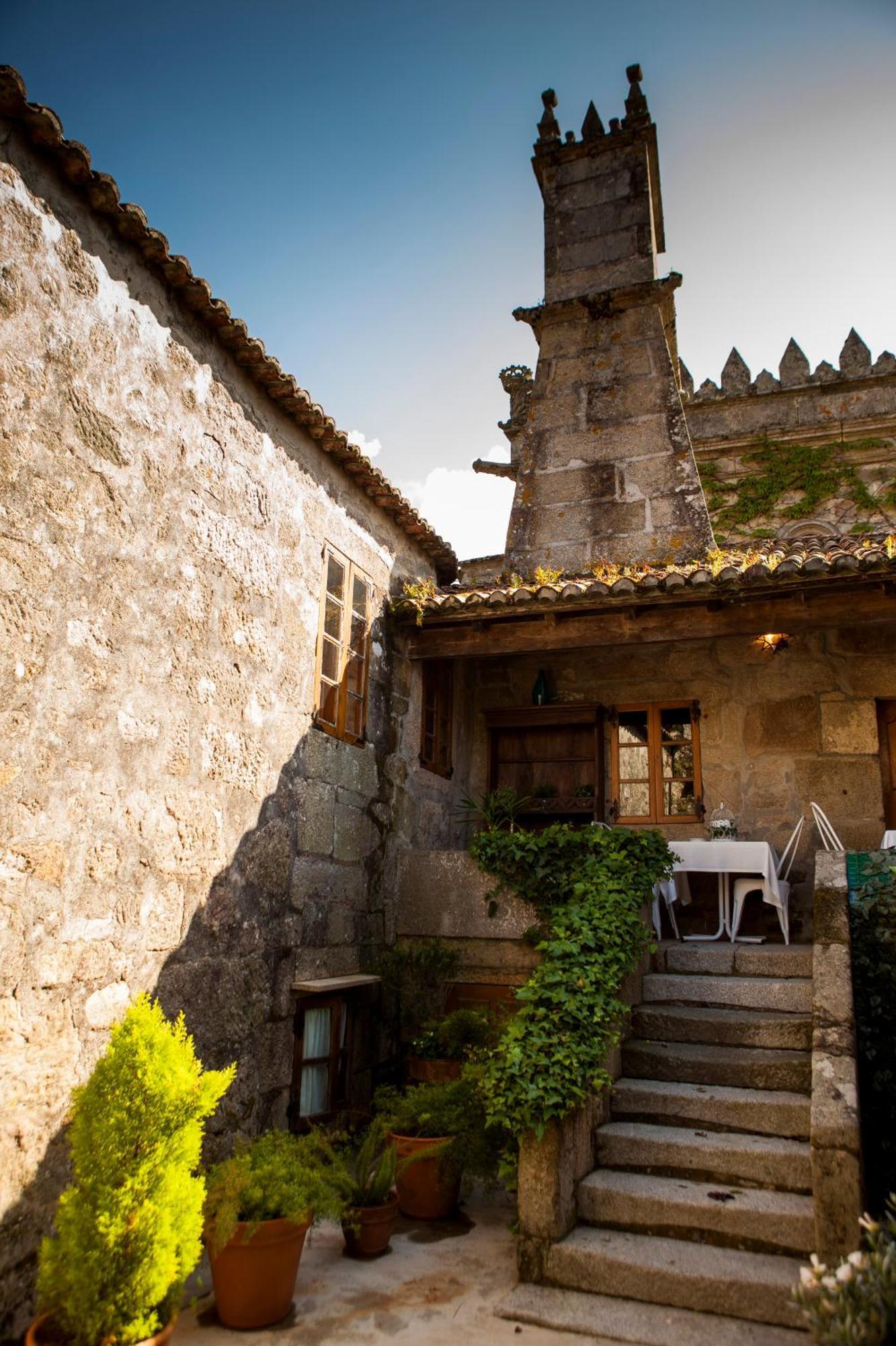 Pazo Da Touza Guest House Nigran Ngoại thất bức ảnh