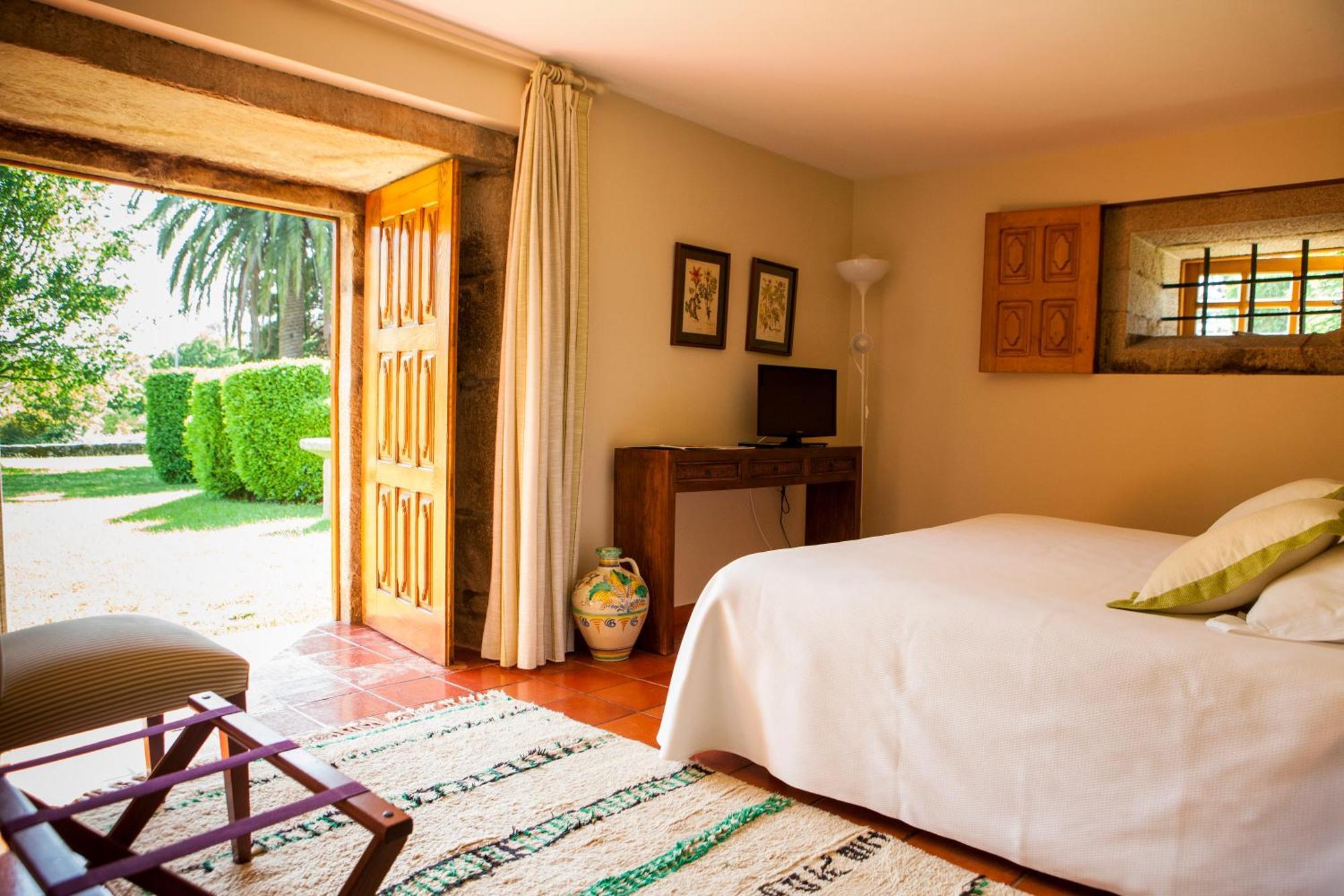 Pazo Da Touza Guest House Nigran Ngoại thất bức ảnh